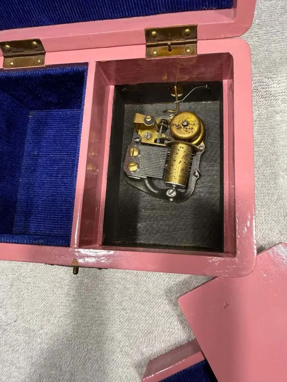 Vintage Pink Floral Wooden Jewelry Music Box with Mirror